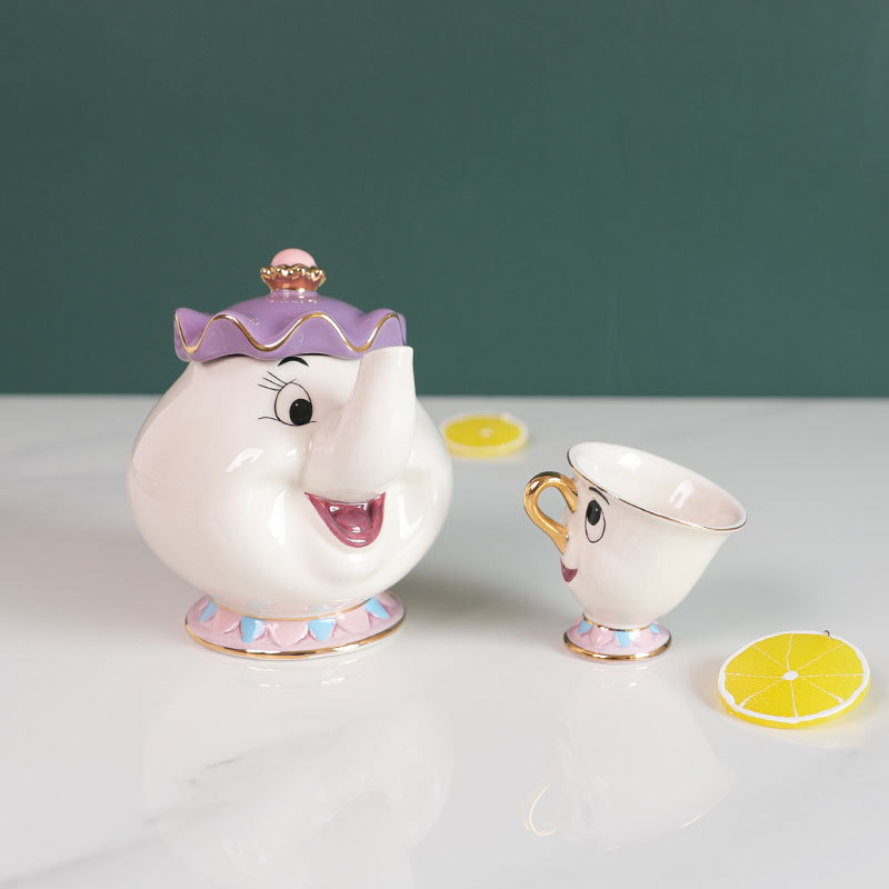 Hete theepot cartoon Belle en  - Coffee Tea Game recensie en prijs